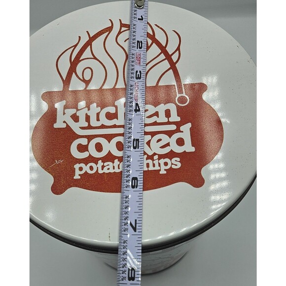 VTG 1990-91 KITCHEN COOKED POTATO CHIPS TIN 2ND LIMITED EDITION RED AND WHITE - Picture 9 of 11